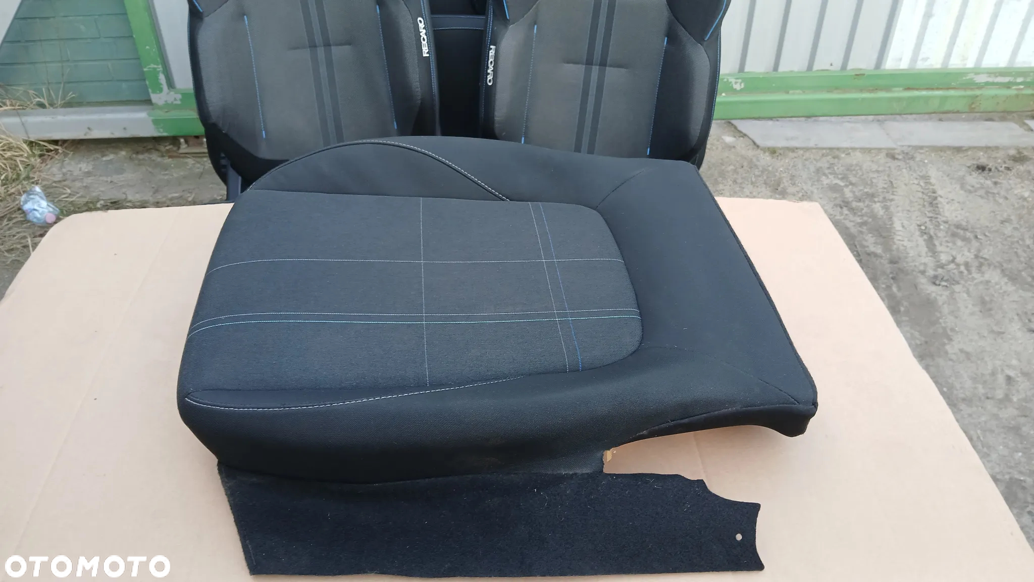 ford fieta mk8 17r- Siedzisko tapicerka fotela lewy prawy przód - 5
