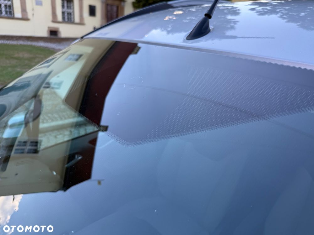 Ford Tourneo Courier 1.5 TDCi S&S Titanium - 35