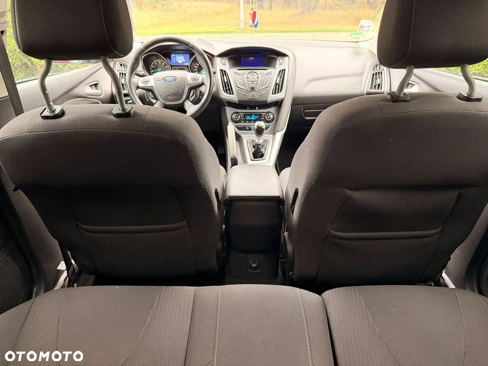 Ford Focus 1.6 EcoBoost Start-Stopp-System Titanium - 19