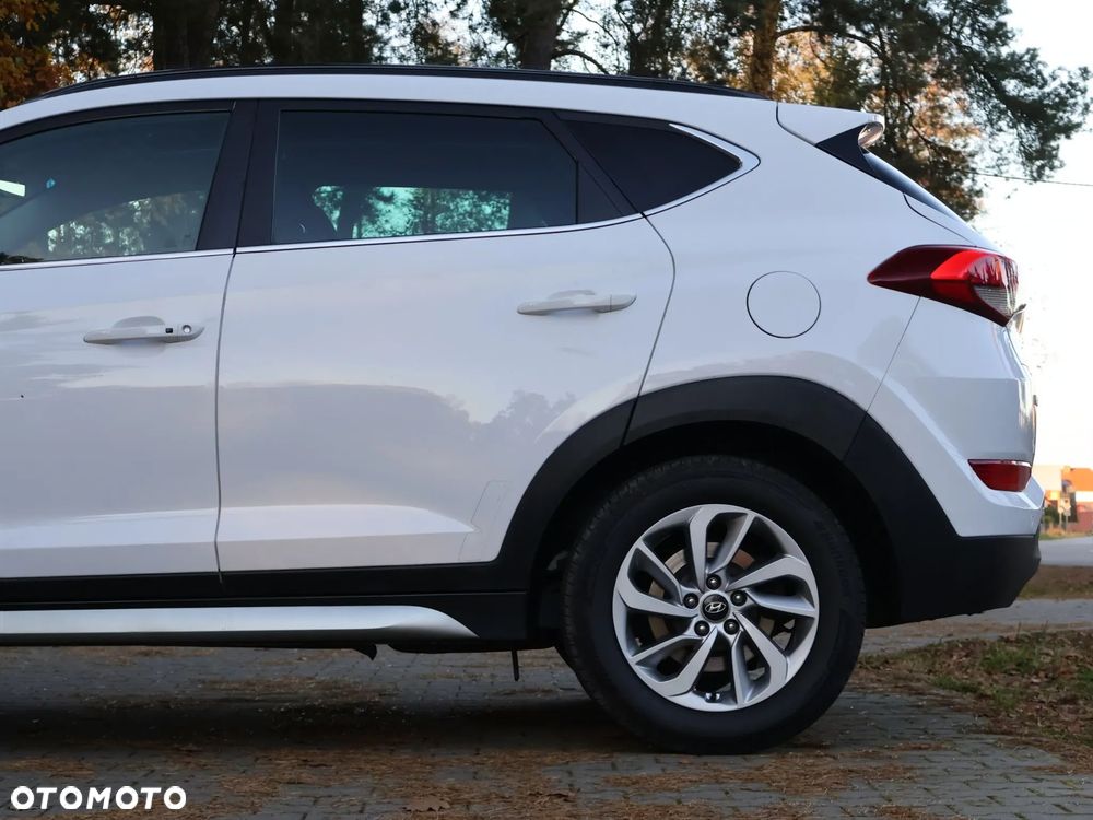 Hyundai Tucson 1.7 CRDI BlueDrive Comfort 2WD - 15