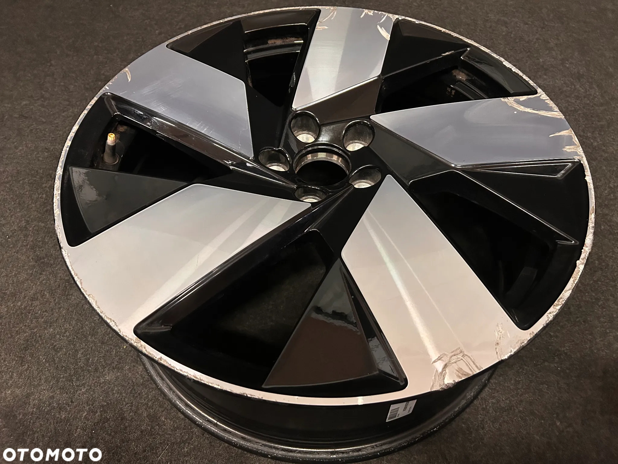 Alufelga Volvo XC40 20 cali 5x108 1szt. 32143629 - 2