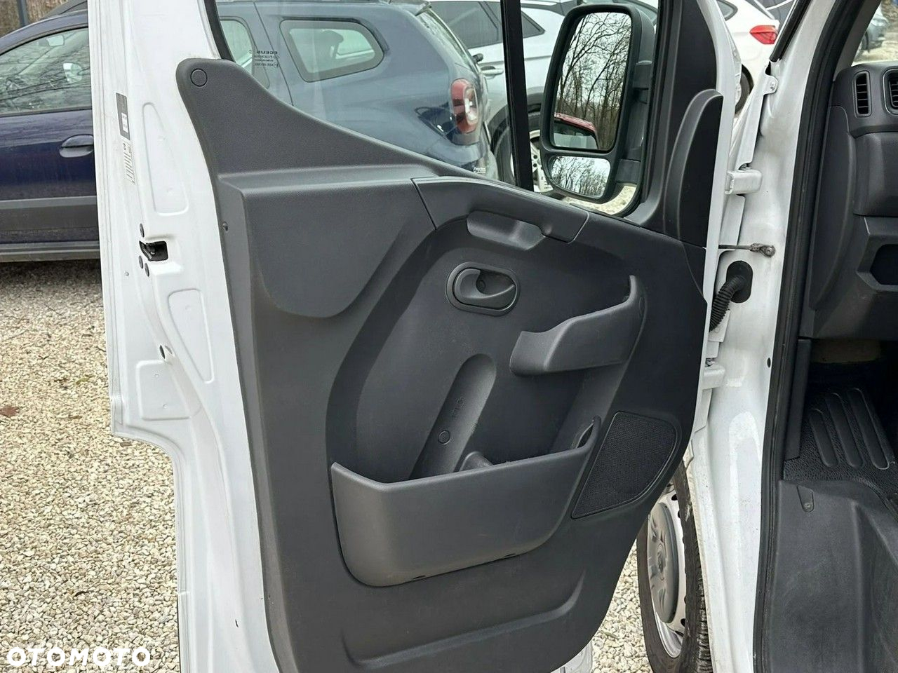 Opel Movano - 10
