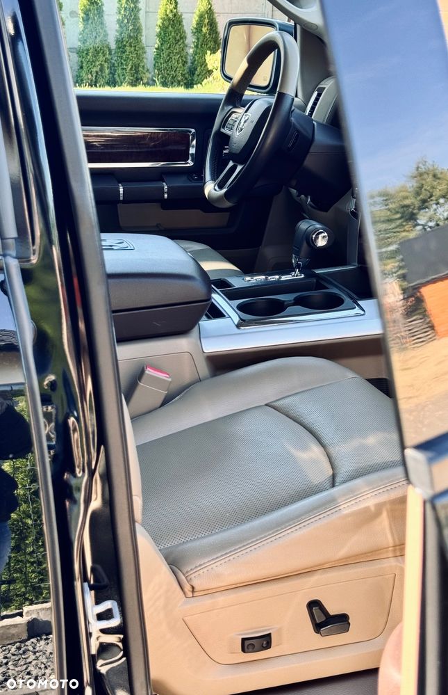 Dodge RAM 5.7 4x4 - 37