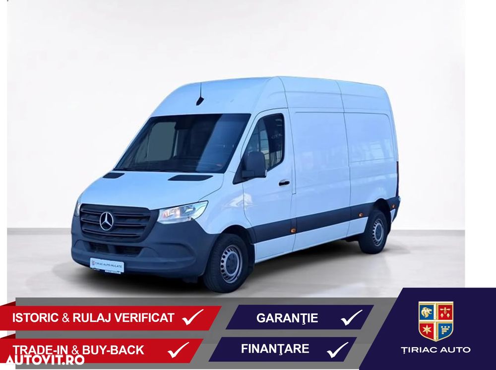 Mercedes-Benz Sprinter - 2