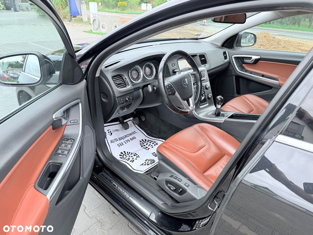 Volvo V60 - 11