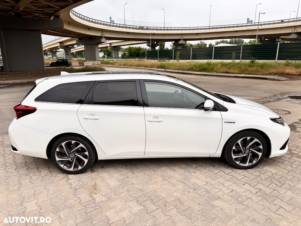 Toyota Auris - 9