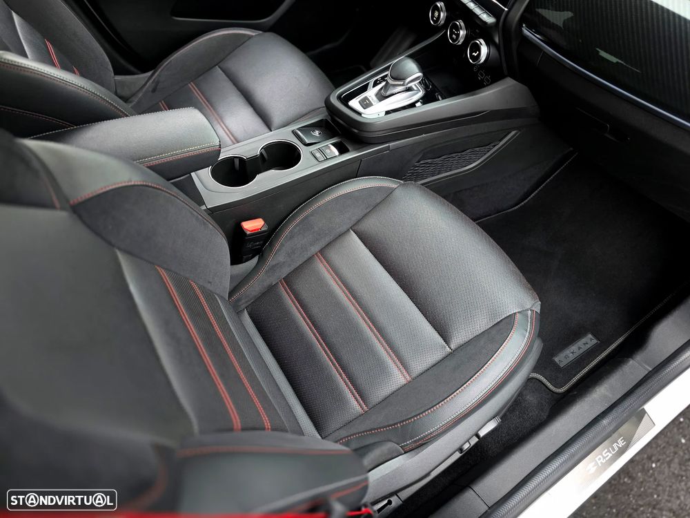 Renault Arkana 1.6 E-Tech R.S.Line - 31