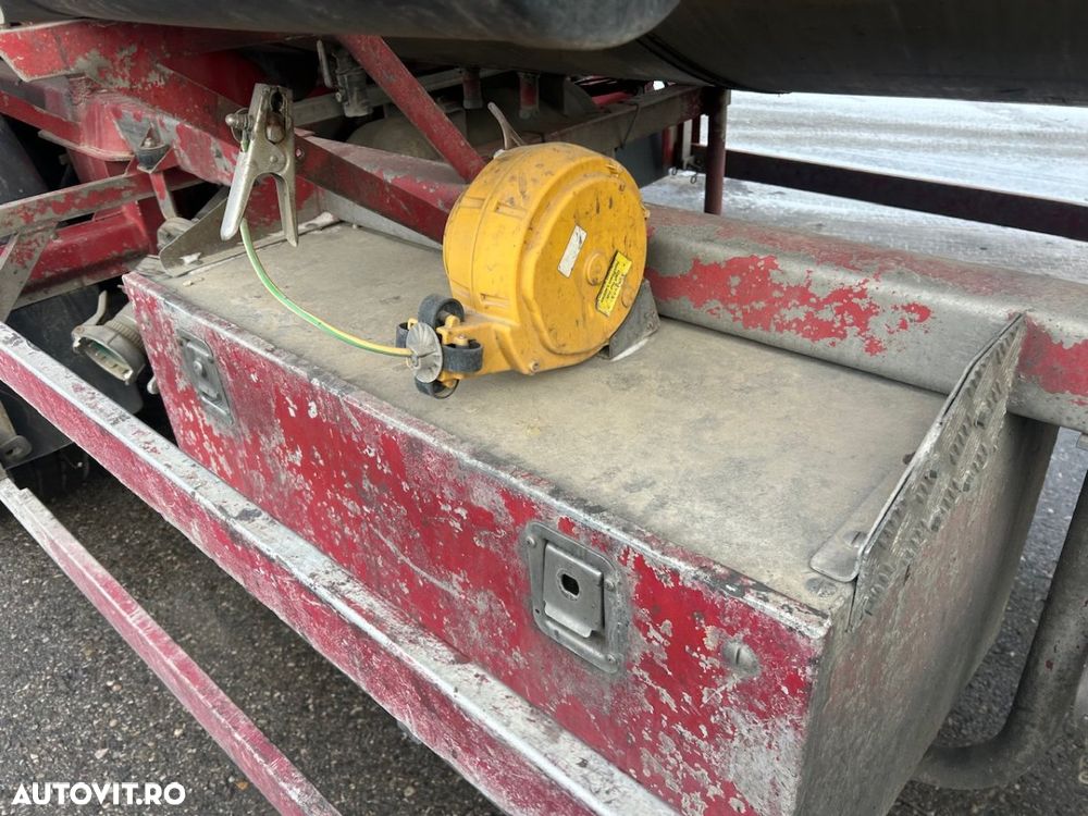 Feldbinder Cisterna,  33.000 l, 3 camere, factura externa - 12