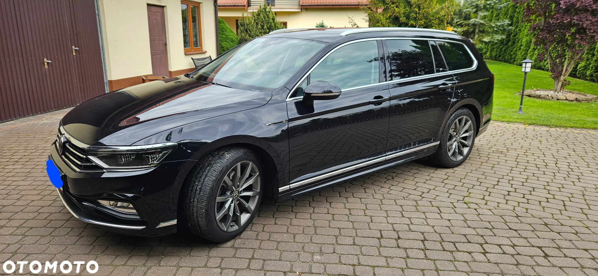 Volkswagen Passat Variant 2.0 TDI SCR DSG 4Motion Elegance - 3