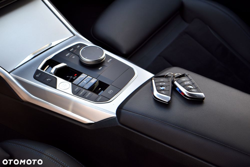 BMW Seria 3 320d xDrive M Sport sport - 14