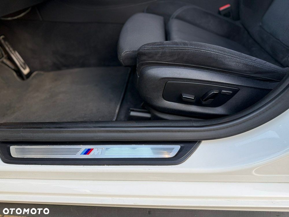 BMW Seria 5 540i xDrive GPF M Sport sport - 37