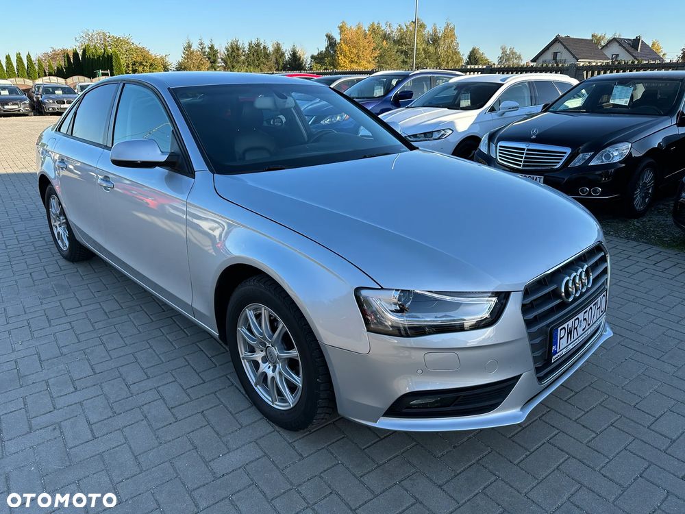 Audi A4 Limousine
