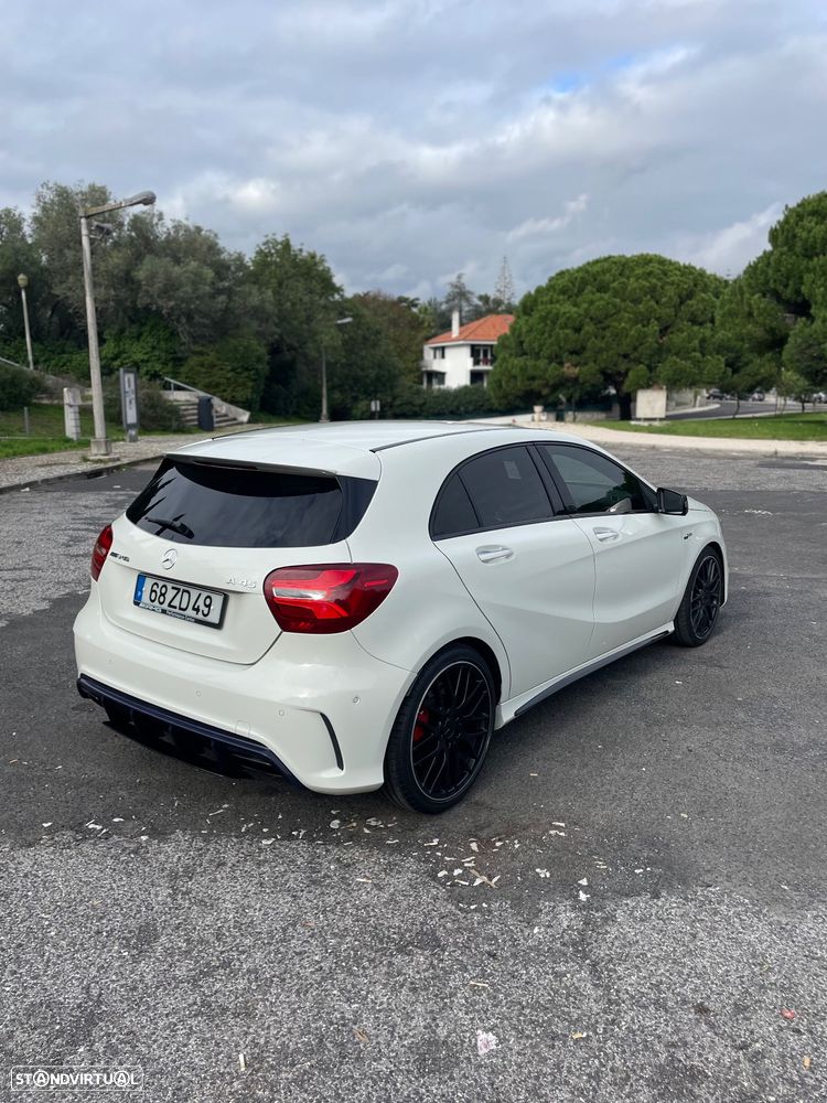 Mercedes-Benz A 45 AMG 4Matic Speedshift 7G-DCT - 4