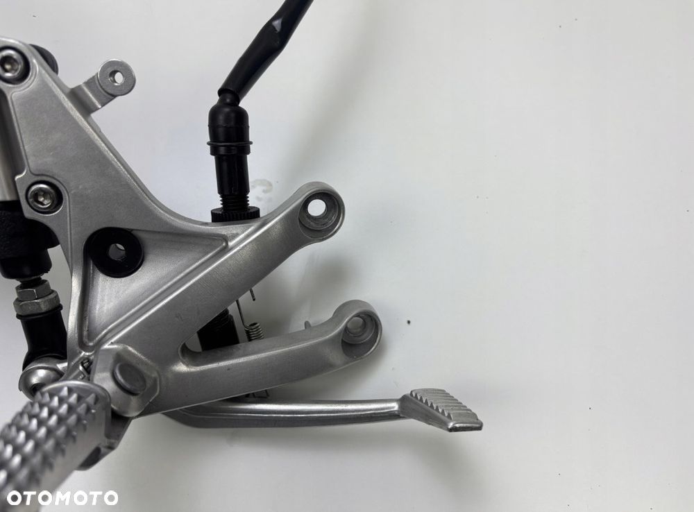 Prawy set kierowcy Honda CBR 600RR PC69 2024- Oryginał - 6