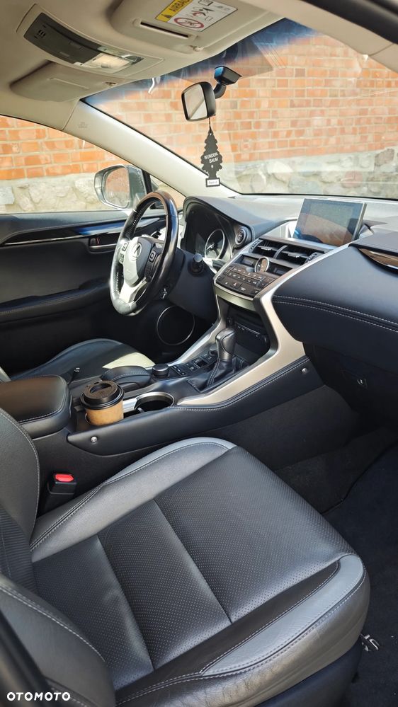 Lexus NX 300h Elegance AWD - 9
