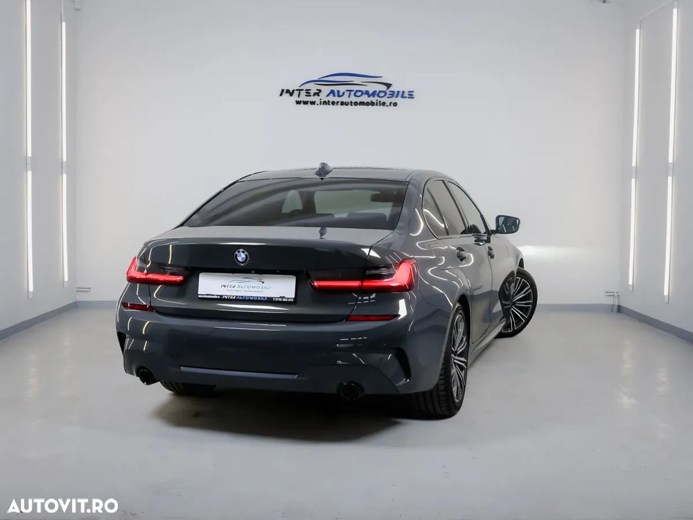 BMW Seria 3 320i Aut. M Sport - 12