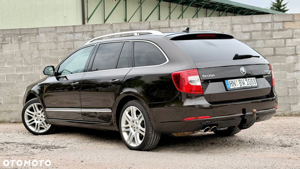 Skoda Superb 2.0 TDI DSG Exclusive - 15