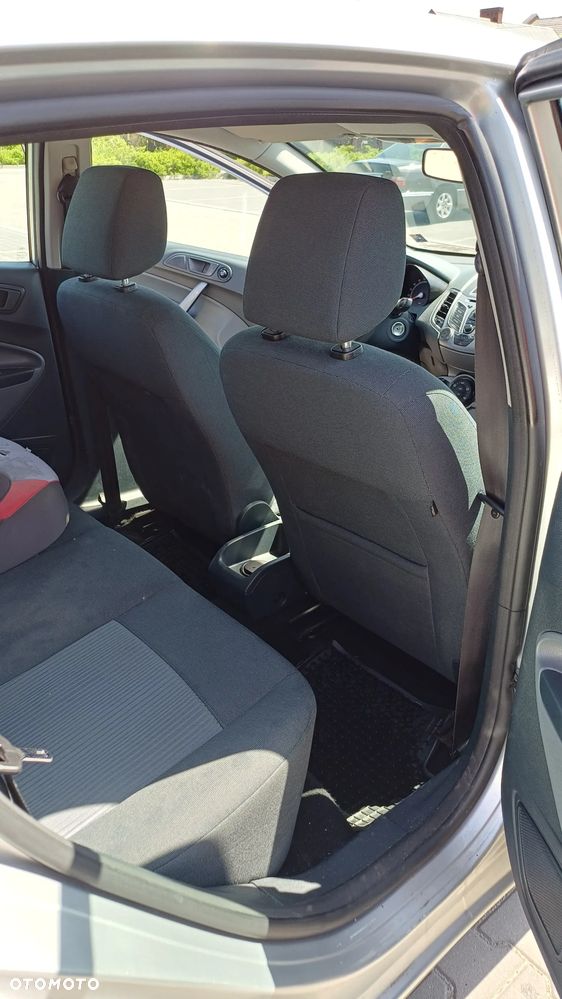 Ford Fiesta 1.25 Ambiente - 17