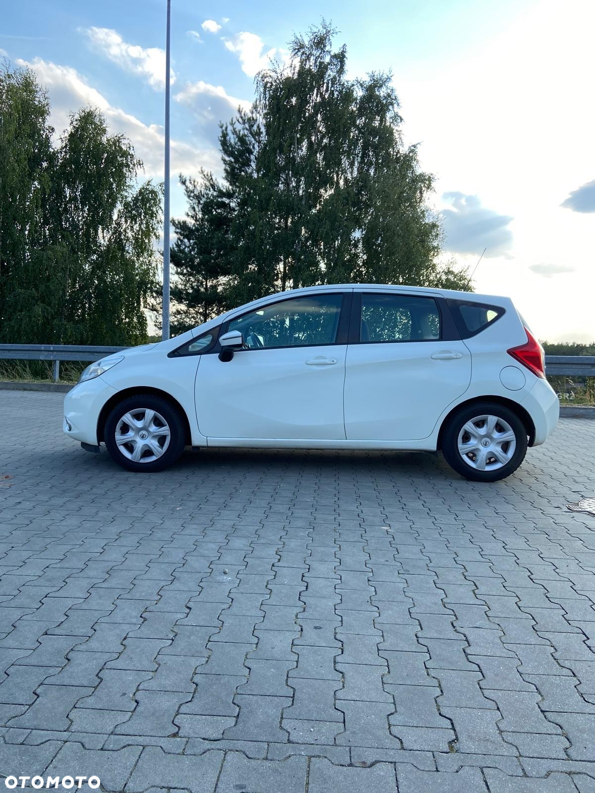 Nissan Note - 4