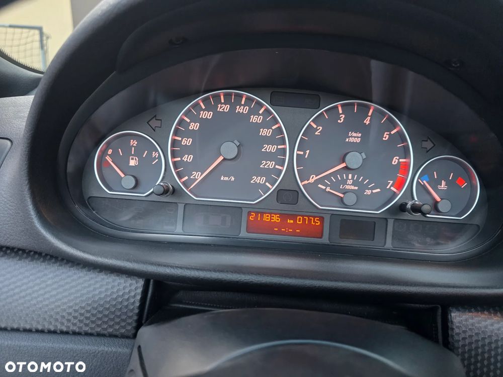 BMW Seria 3 330 Ci - 10