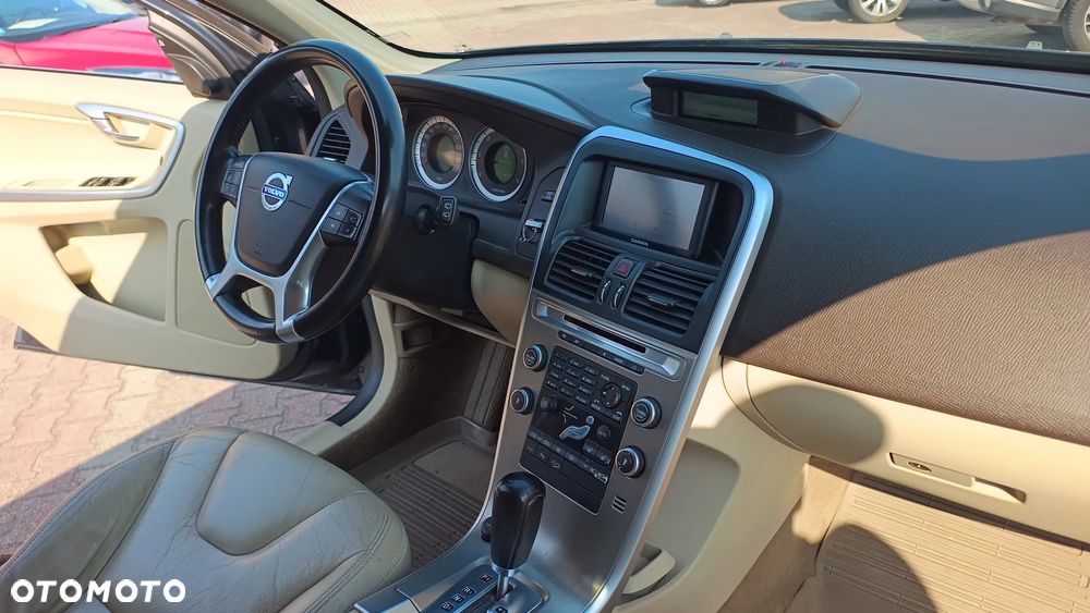 Volvo XC 60 D5 AWD Summum - 23