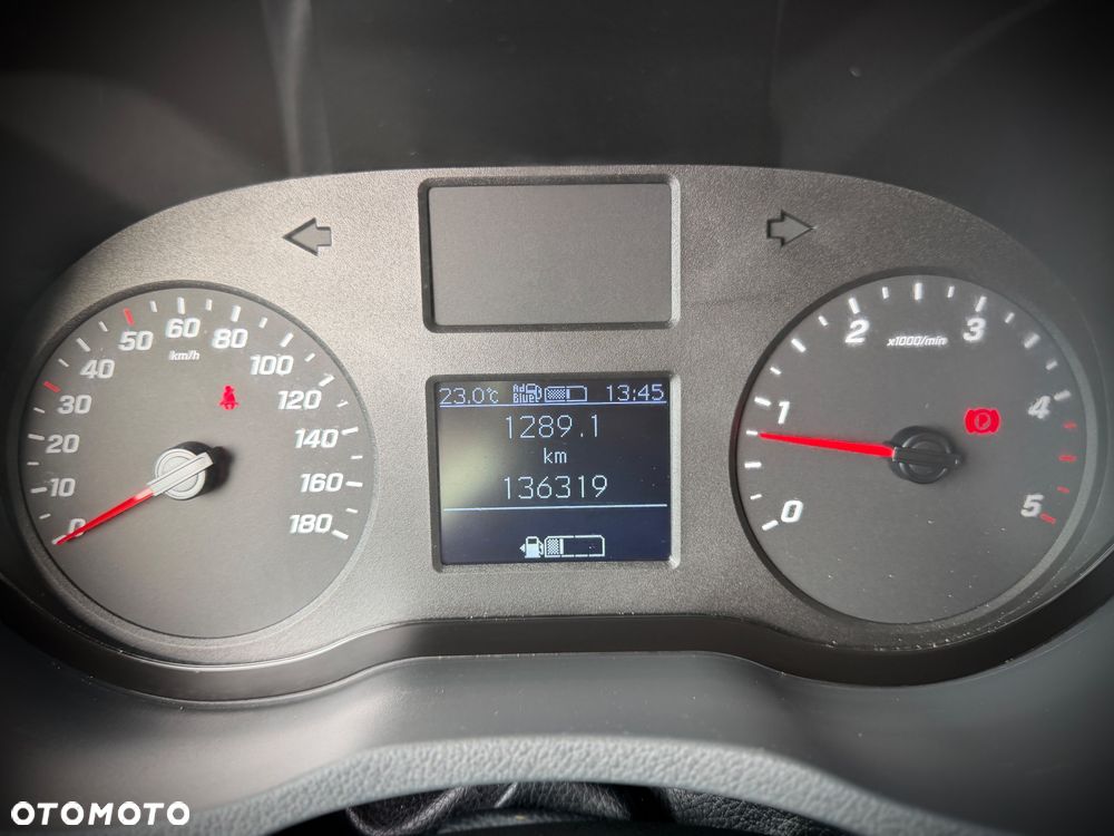 Mercedes-Benz Sprinter - 19