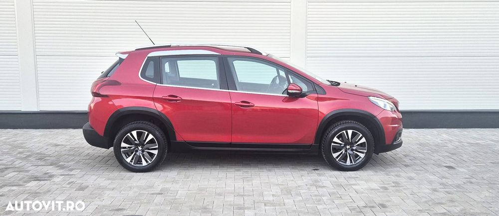 Peugeot 2008 PureTech 110 Stop&Start EAT6 GT-Line Edition - 7