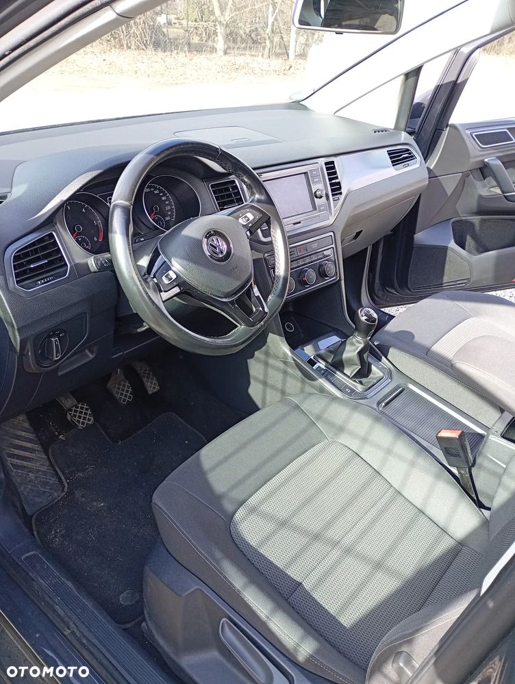 Volkswagen Golf Sportsvan ver-1-6-tdi-bluemotion-comfortline - 13
