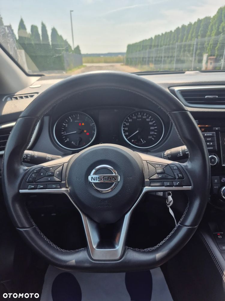 Nissan Qashqai - 10