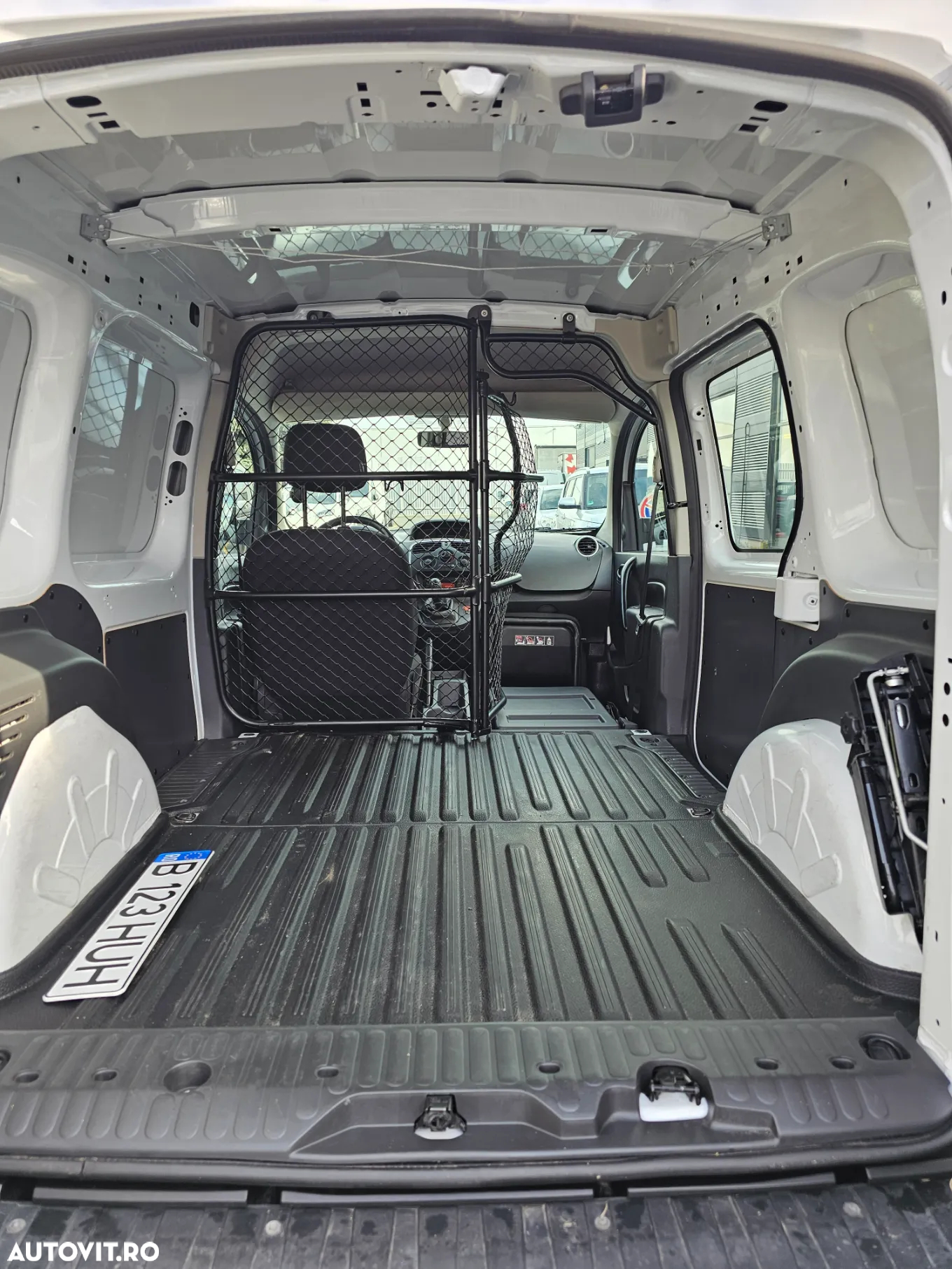 Renault Kangoo 1.5 Energy dCi 90 E6 Expression - 8
