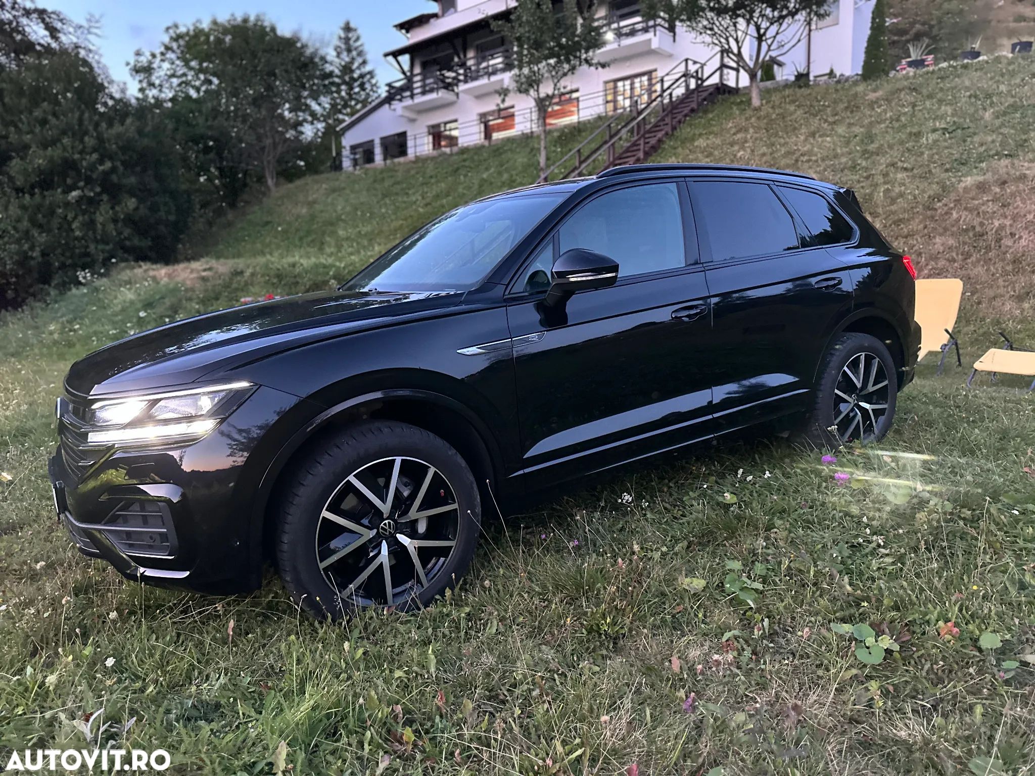 Volkswagen Touareg V6 TDI R-Style - 1