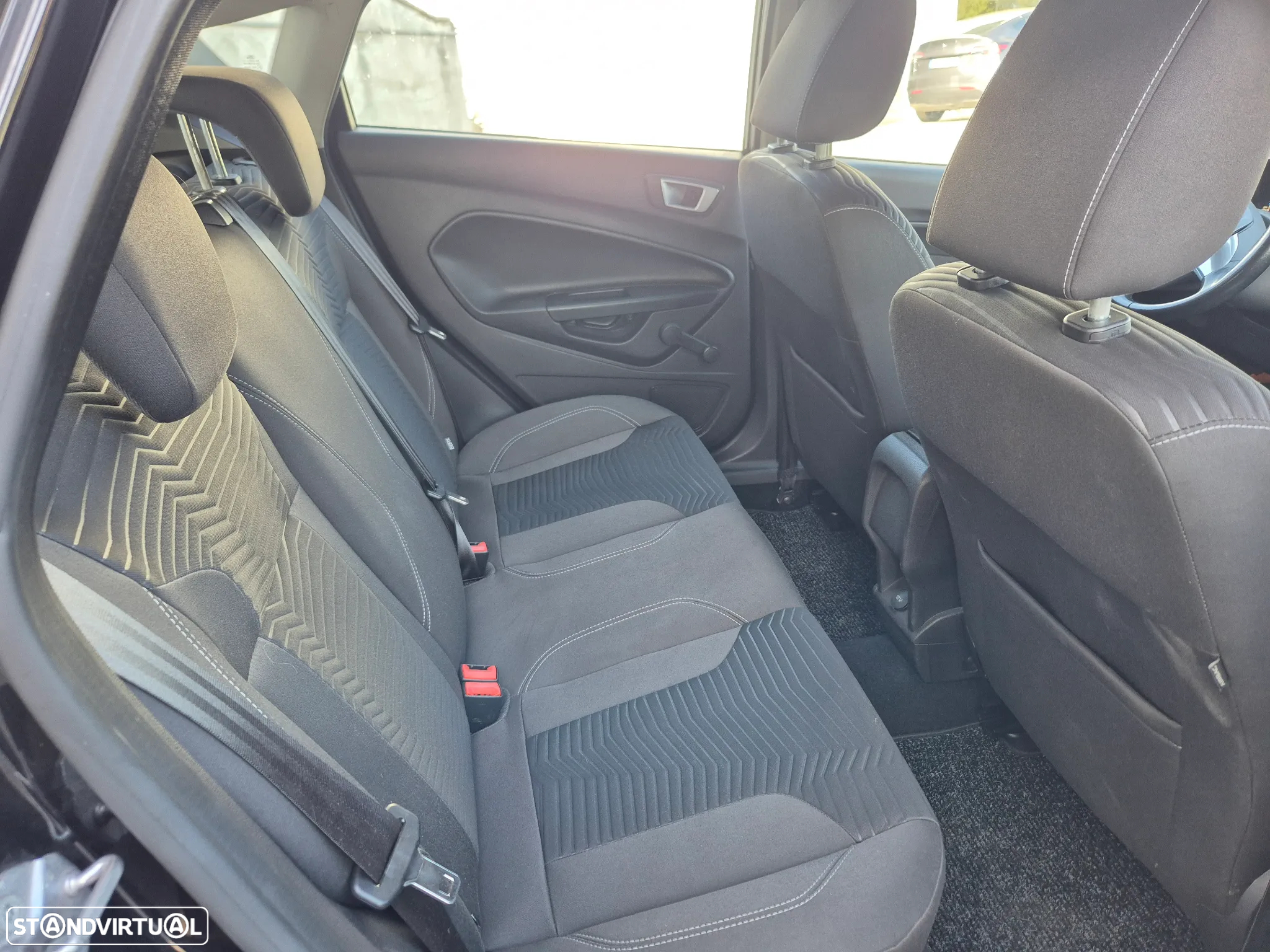 Ford Fiesta 1.5 TDCi Titanium - 7