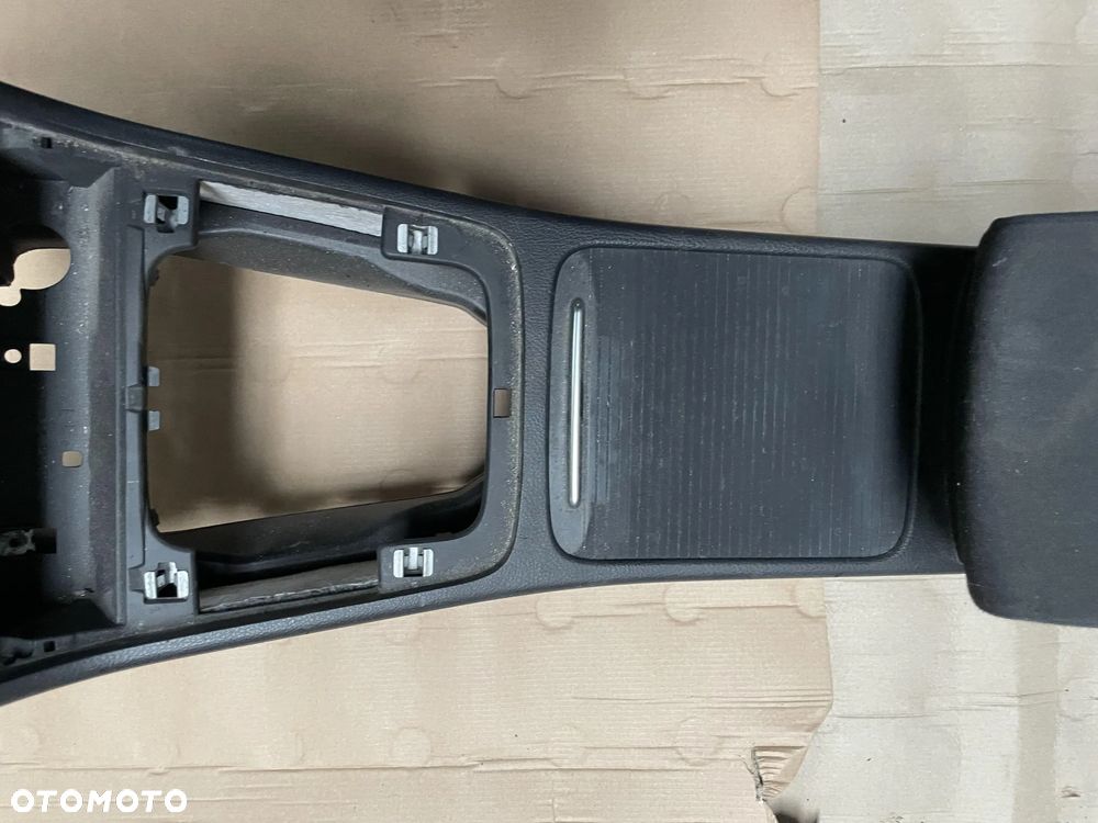 Podłokietnik tunel środkowy schowek Volkswagen Passat B6 kombi OE - 4