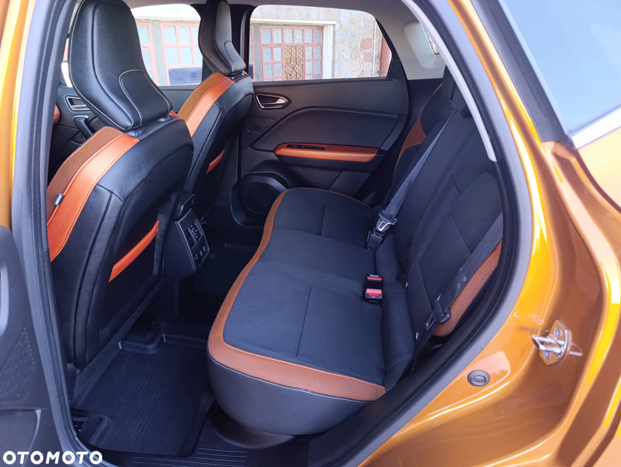 Renault Captur 1.0 TCe Intens - 20