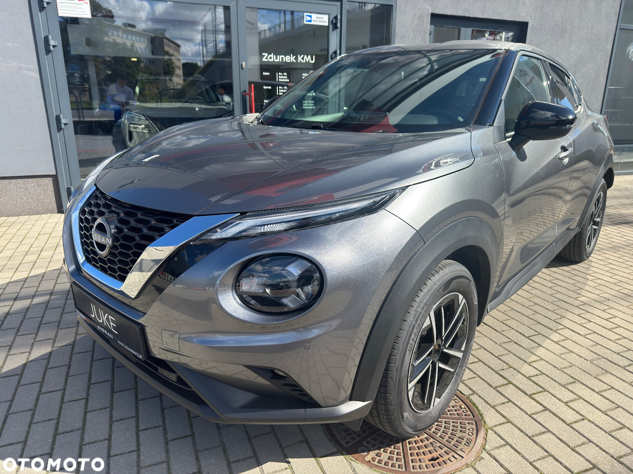 Nissan Juke 1.0 DIG-T N-Connecta - 2