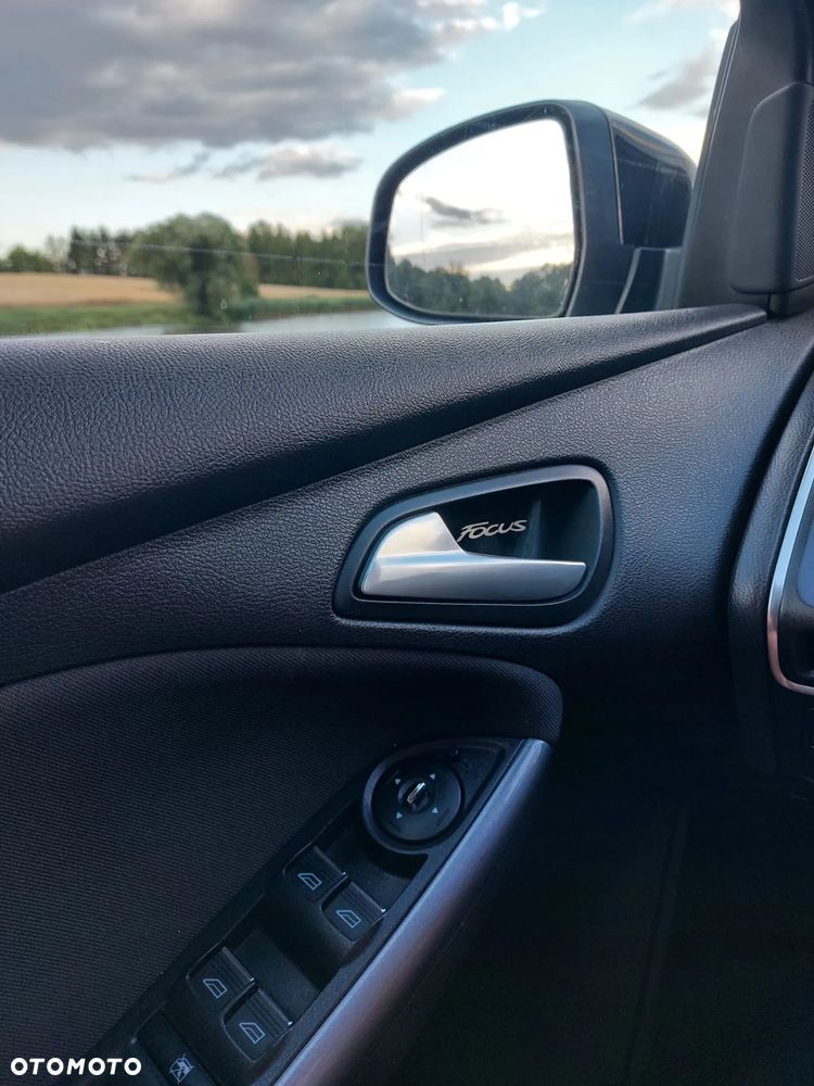 Ford Focus - 11