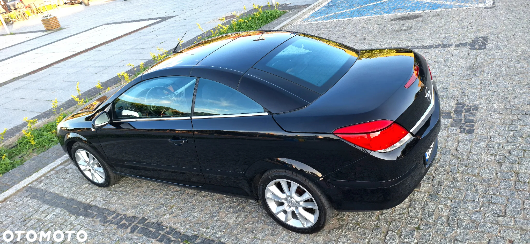 Opel Astra TwinTop 1.8 Enjoy - 27