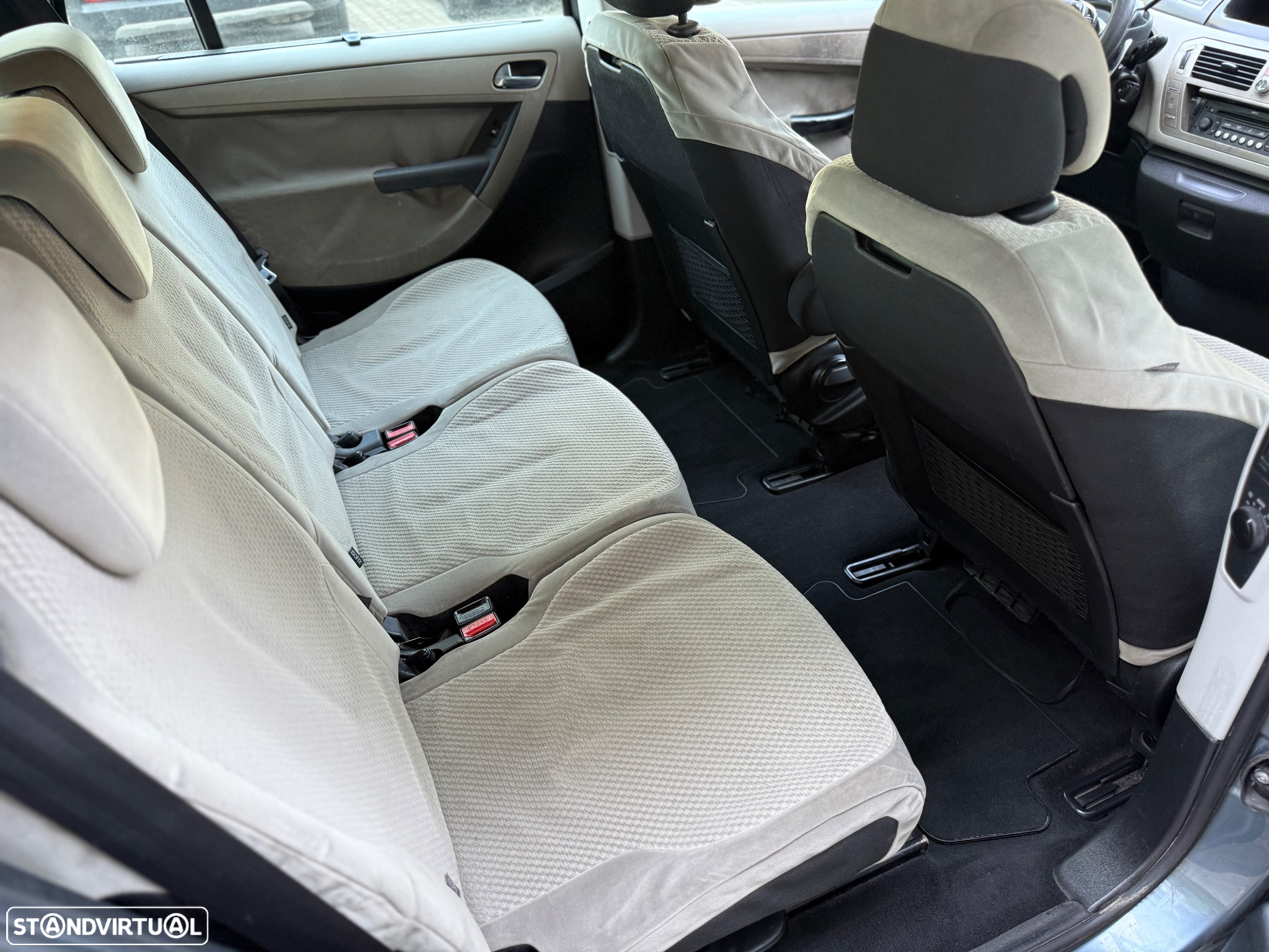 Citroën C4 Grand Picasso 1.6 HDi Exclusive CMP6 - 13