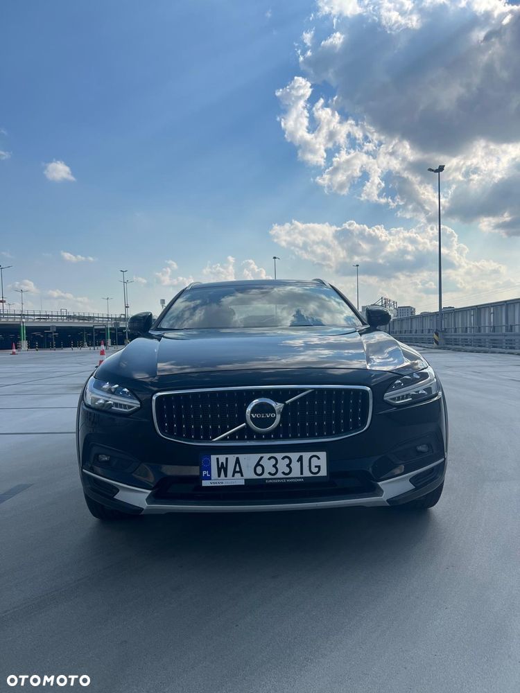 Volvo V90 Cross Country T6 AWD - 1