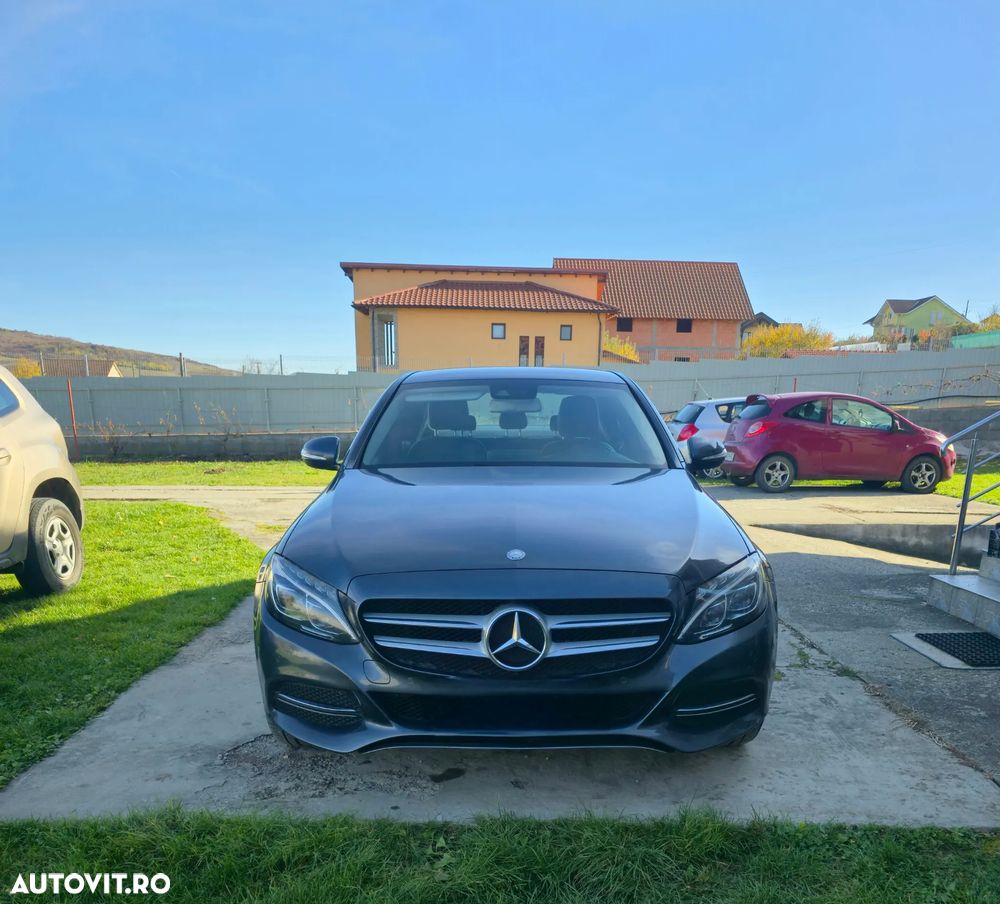 Mercedes-Benz C - 3
