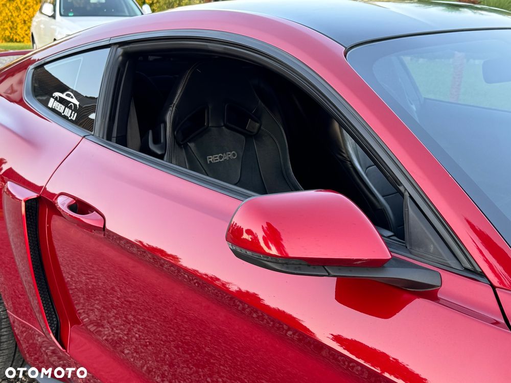 Ford Mustang 5.0 V8 GT - 24