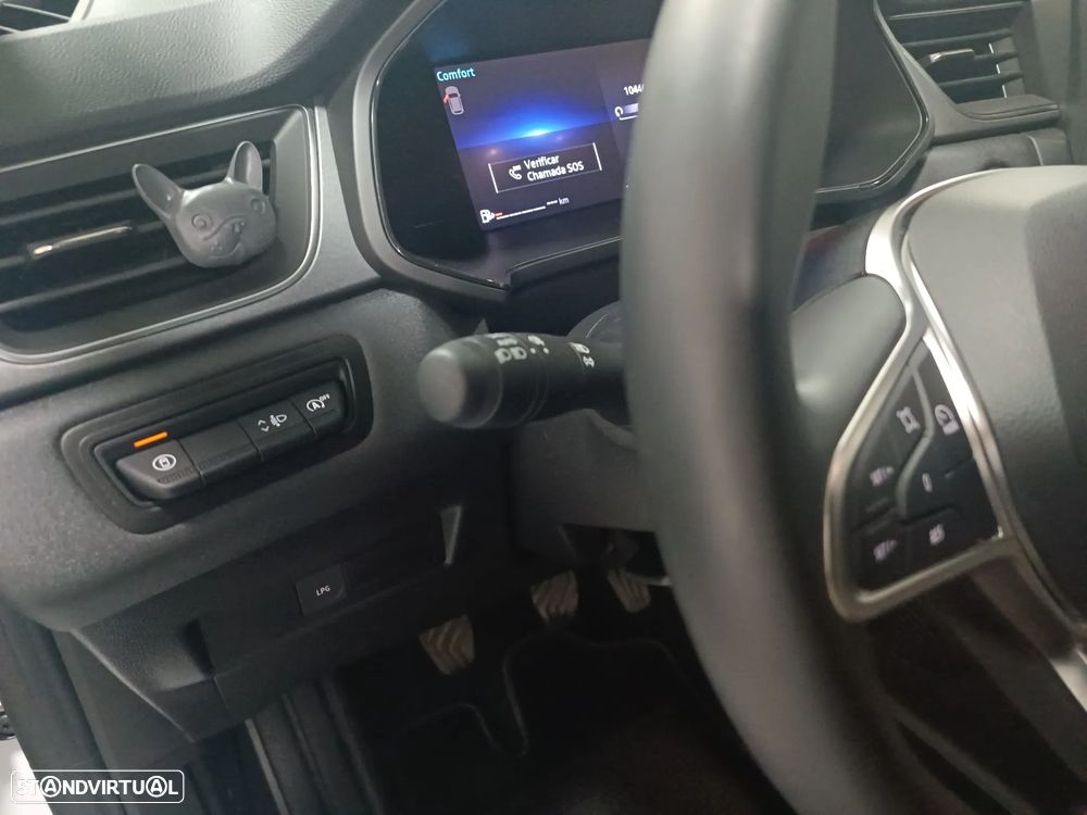 Renault Captur 1.0 TCe Techno Bi-Fuel - 16