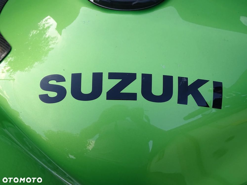 Suzuki SV - 10