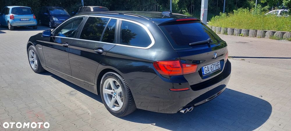 BMW Seria 5 520d - 5