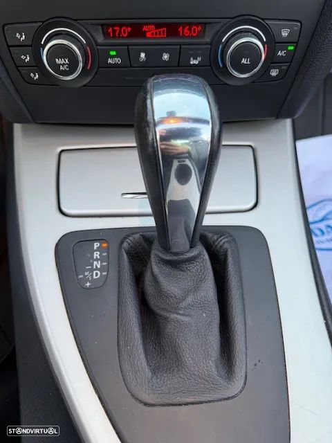 BMW 320 d Auto - 26