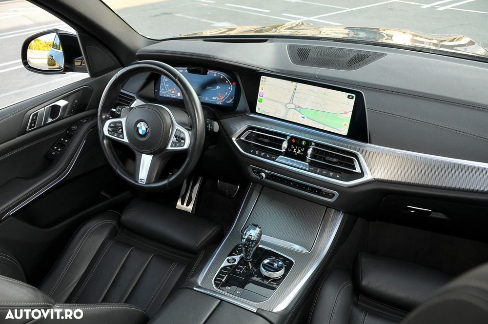 BMW X5 M M50i - 8