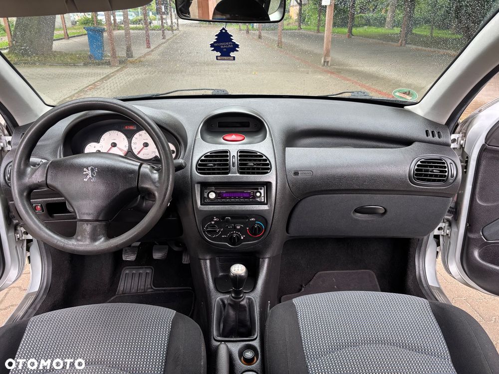 Peugeot 206 75 Tendance - 15