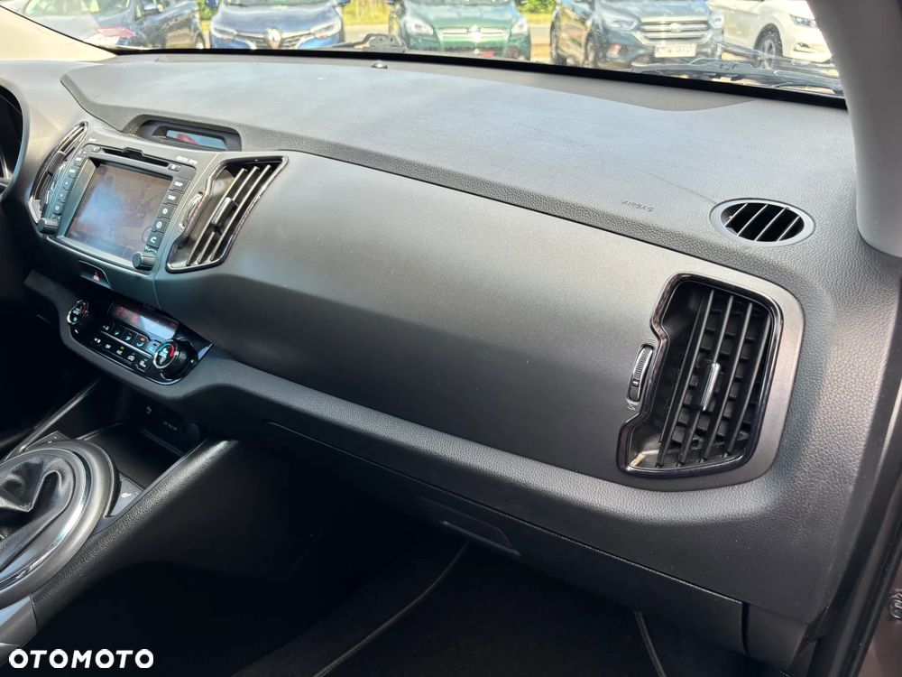 Kia Sportage 2.0 CVVT 2WD Spirit - 24