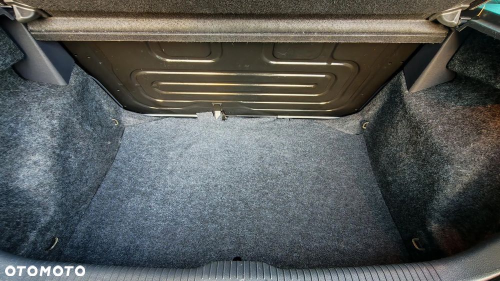 Volkswagen Polo Cross - 36