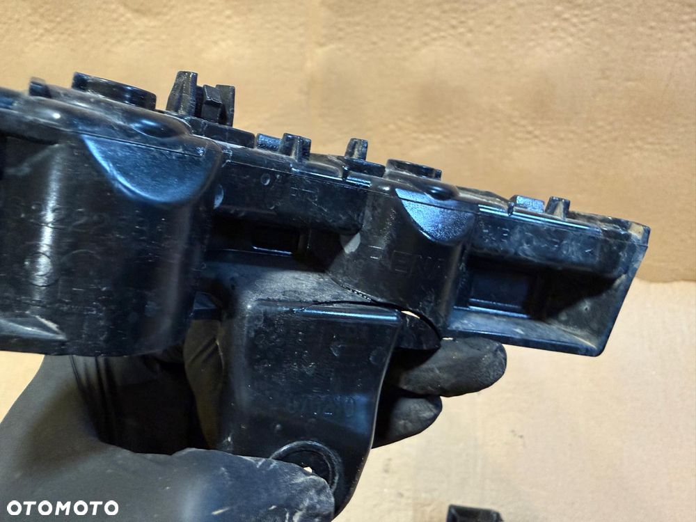 Mocowanie ślizg zderzaka przód 622237745R 622228340R Renault Captur II 2019-24 OE - 4